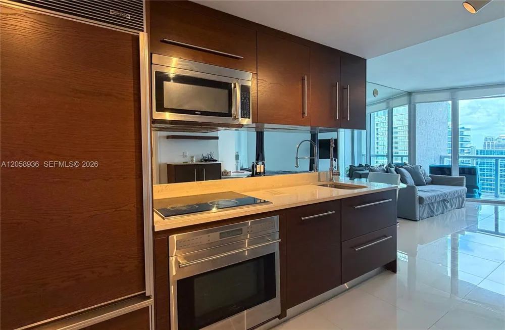 475 Brickell Ave #5008 Miami, FL 33131