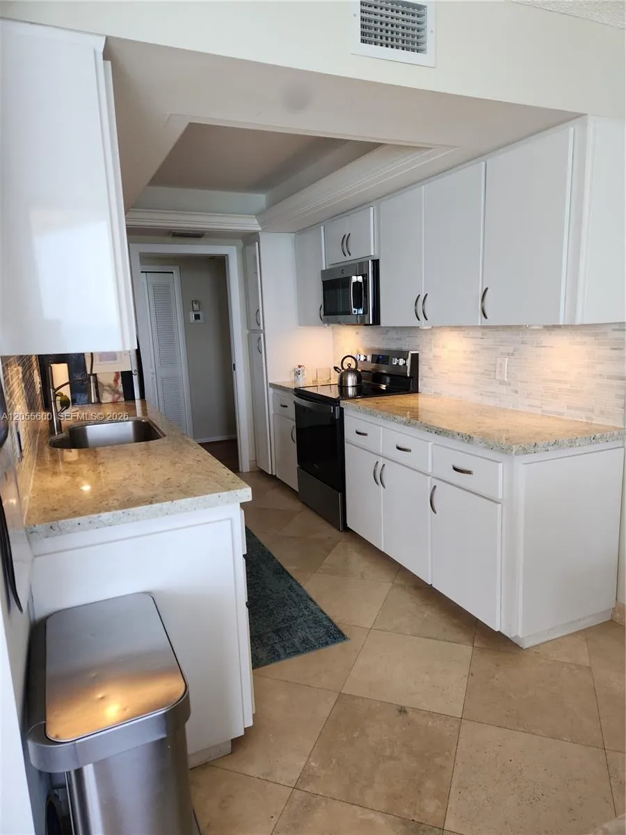 5460 Ocean Dr #4B Singer Island, FL 33404