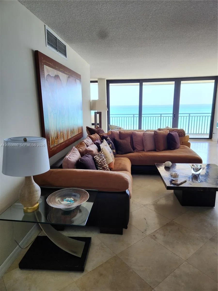 5460 Ocean Dr #4B Singer Island, FL 33404