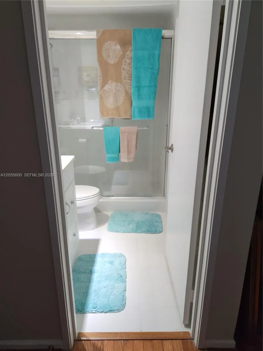 5460 Ocean Dr #4B Singer Island, FL 33404
