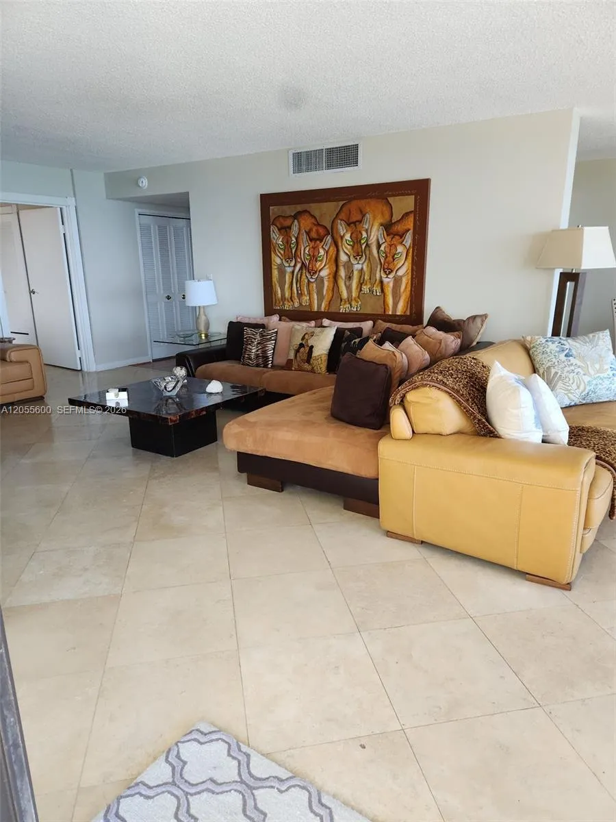 5460 Ocean Dr #4B Singer Island, FL 33404