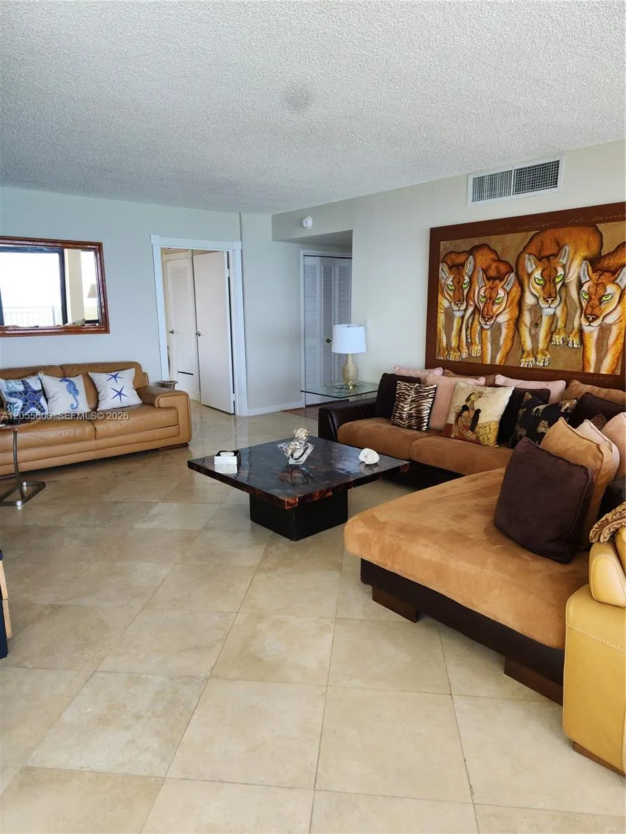 5460 Ocean Dr #4B Singer Island, FL 33404