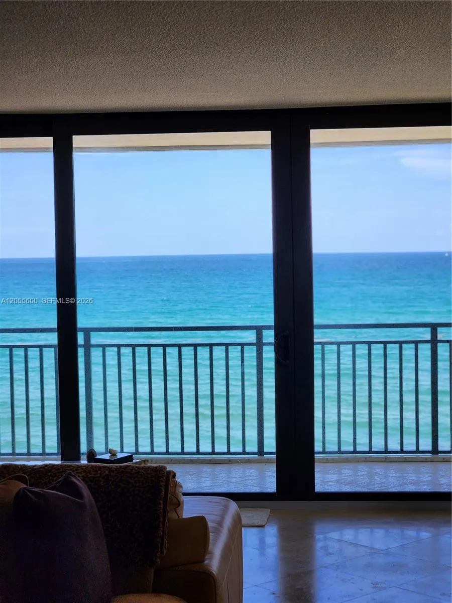 5460 Ocean Dr #4B Singer Island, FL 33404