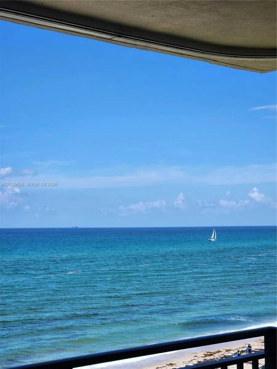 5460 Ocean Dr #4B Singer Island, FL 33404