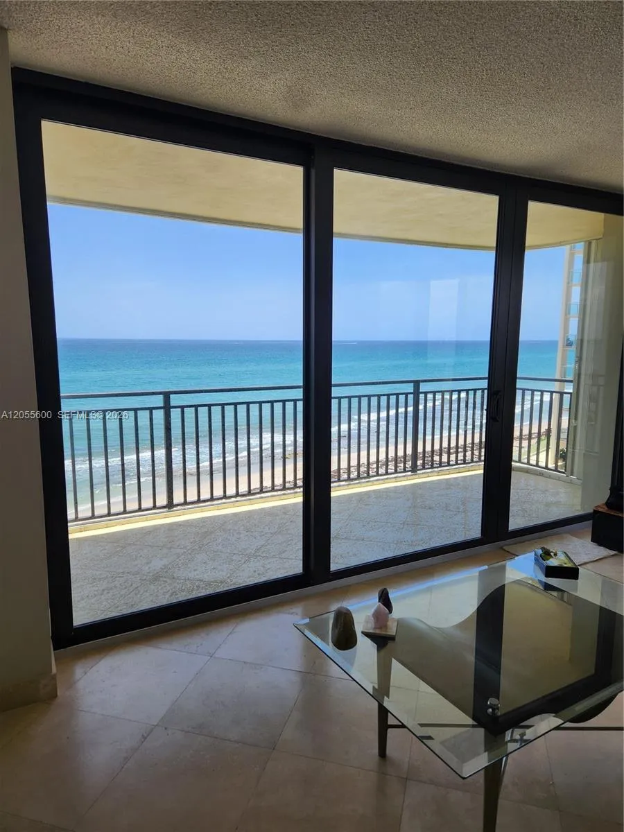 5460 Ocean Dr #4B Singer Island, FL 33404