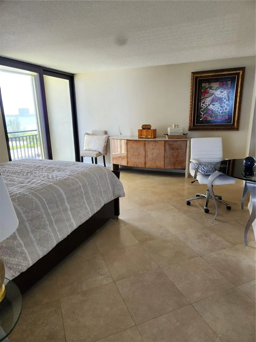 5460 Ocean Dr #4B Singer Island, FL 33404