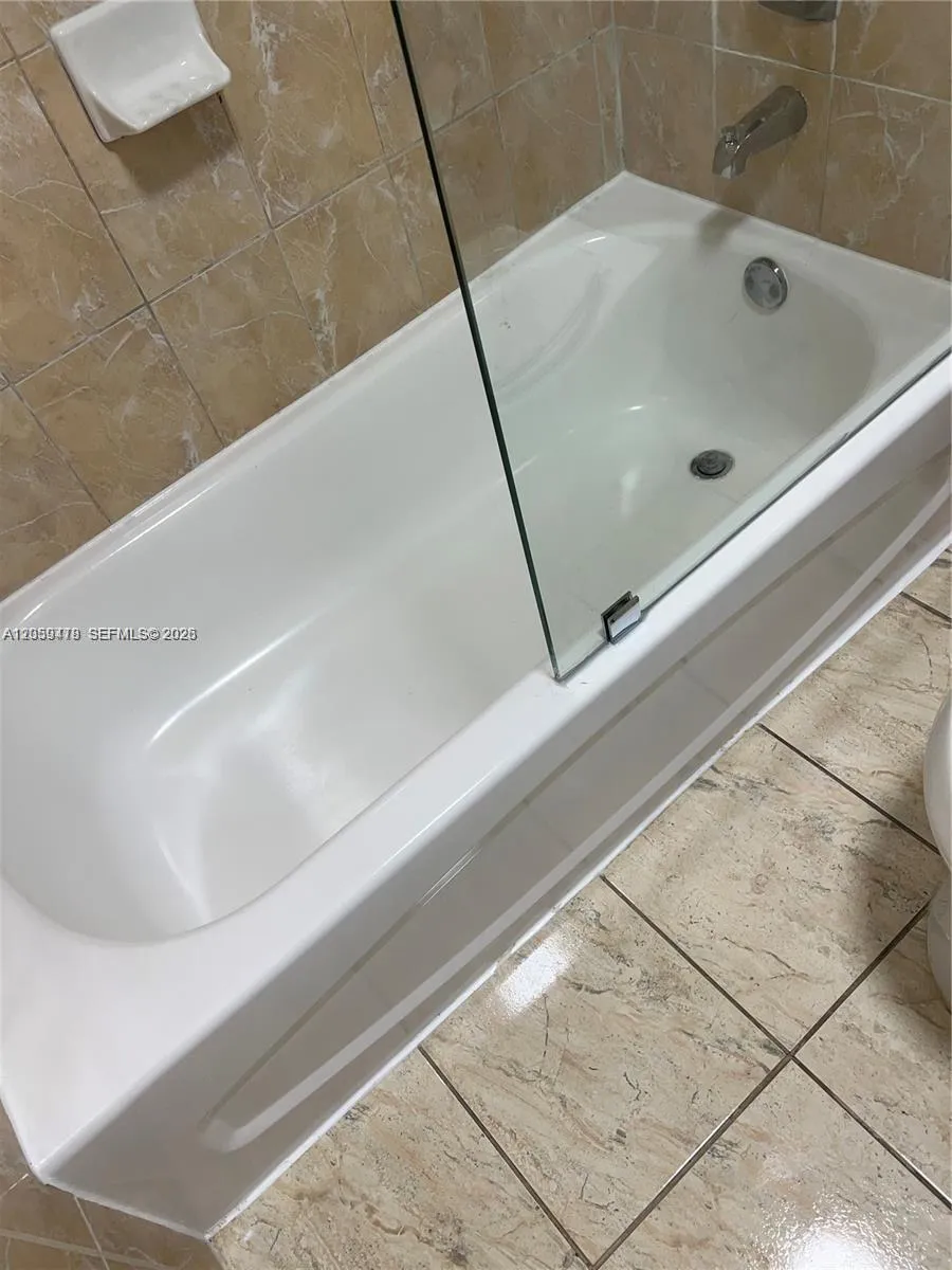 Address Not Shown Hialeah, FL 33014