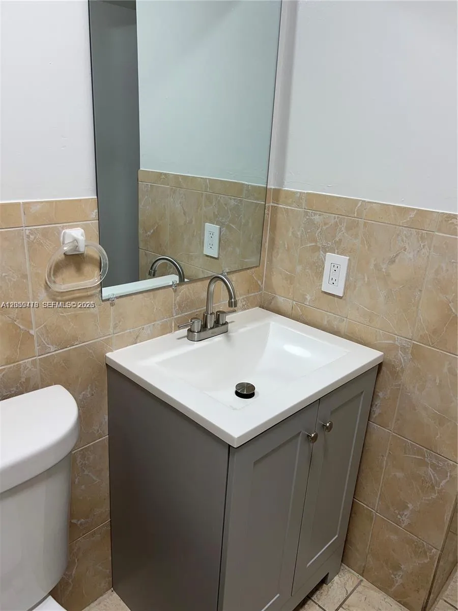 Address Not Shown Hialeah, FL 33014