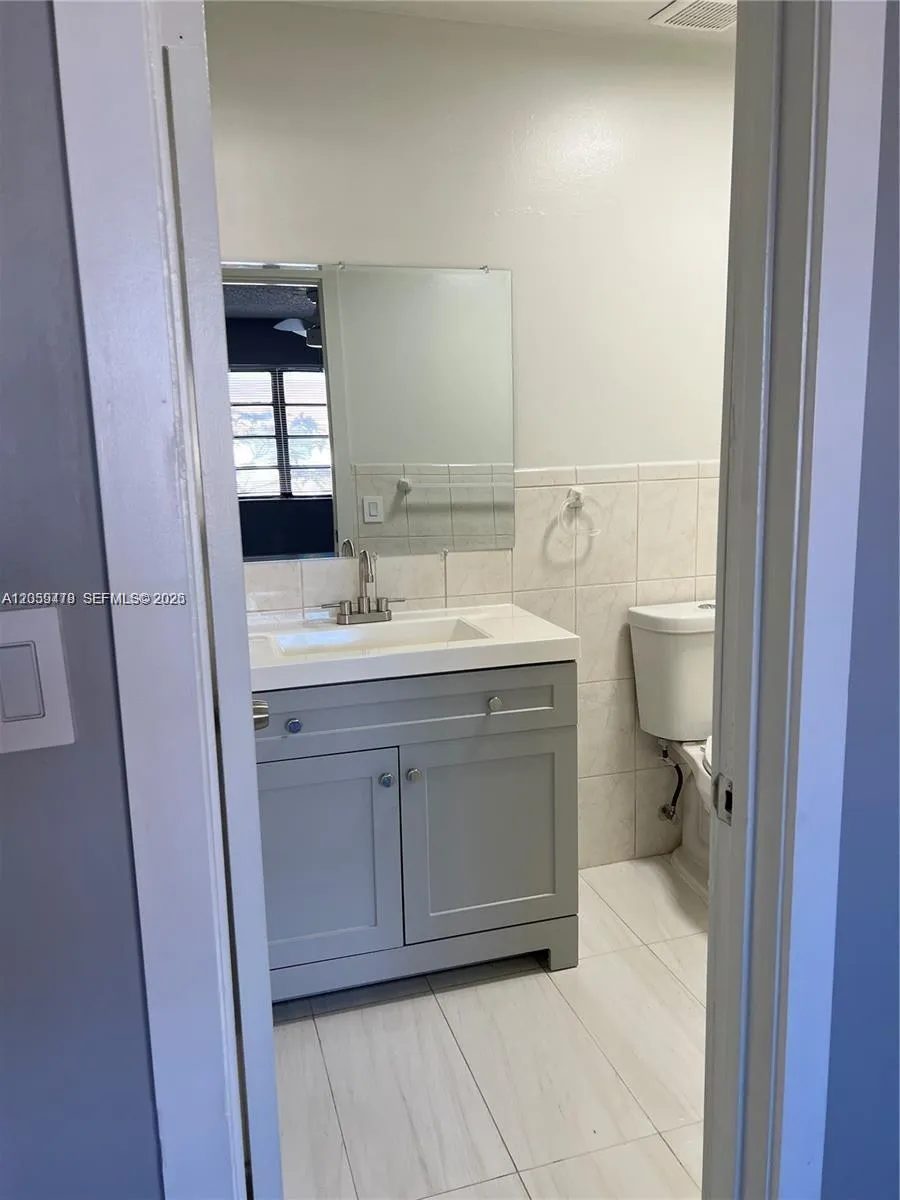 Address Not Shown Hialeah, FL 33014