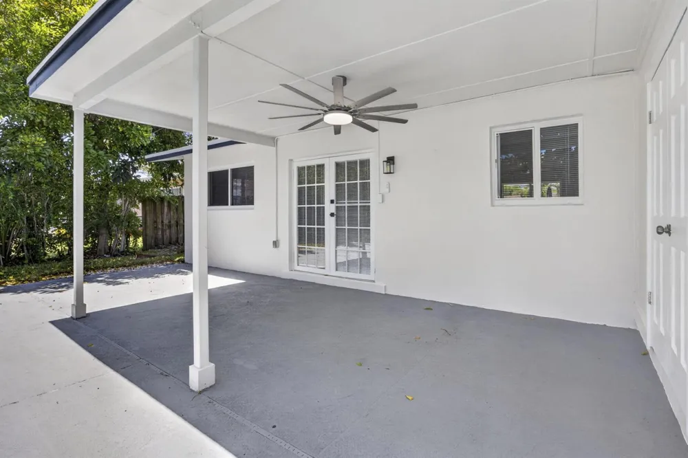 514 Riverside Drive Palm Beach Gardens, FL 33410