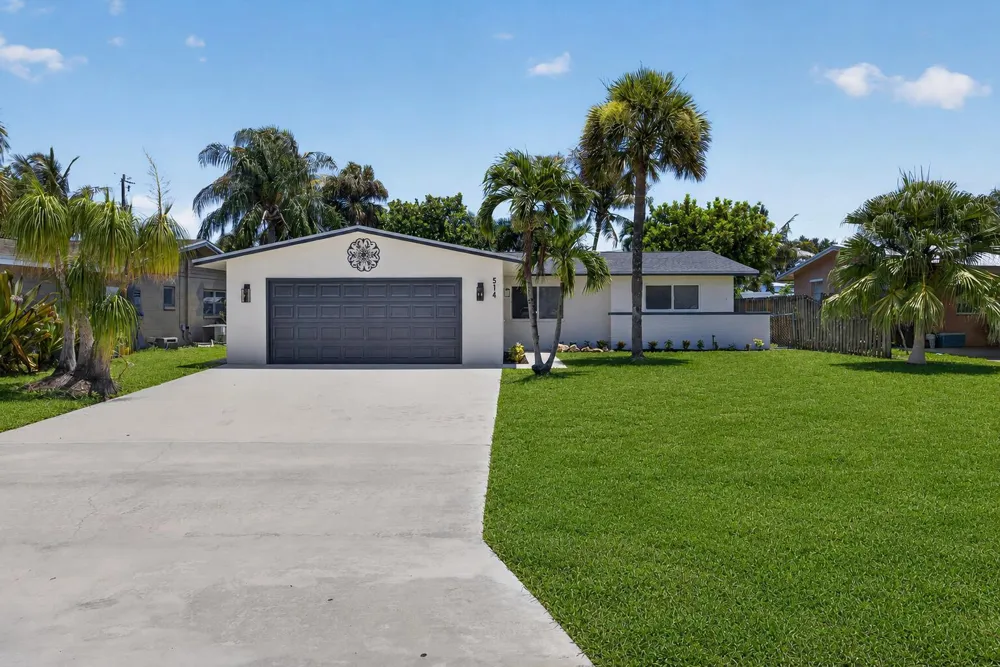 514 Riverside Drive Palm Beach Gardens, FL 33410