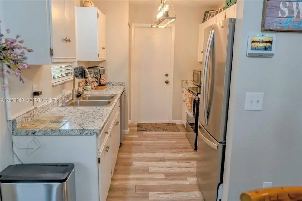 4016 E Sunflower Circle La Belle, FL 33935
