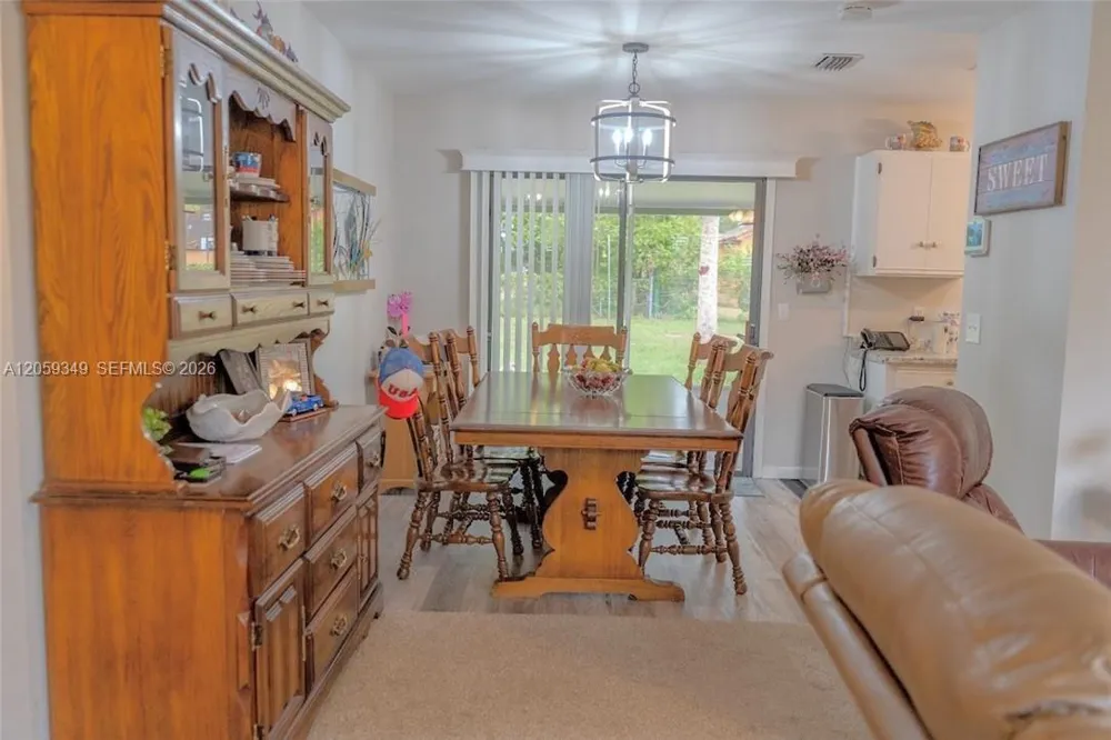 4016 E Sunflower Circle La Belle, FL 33935