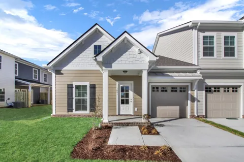 2001 Blueberry Ln