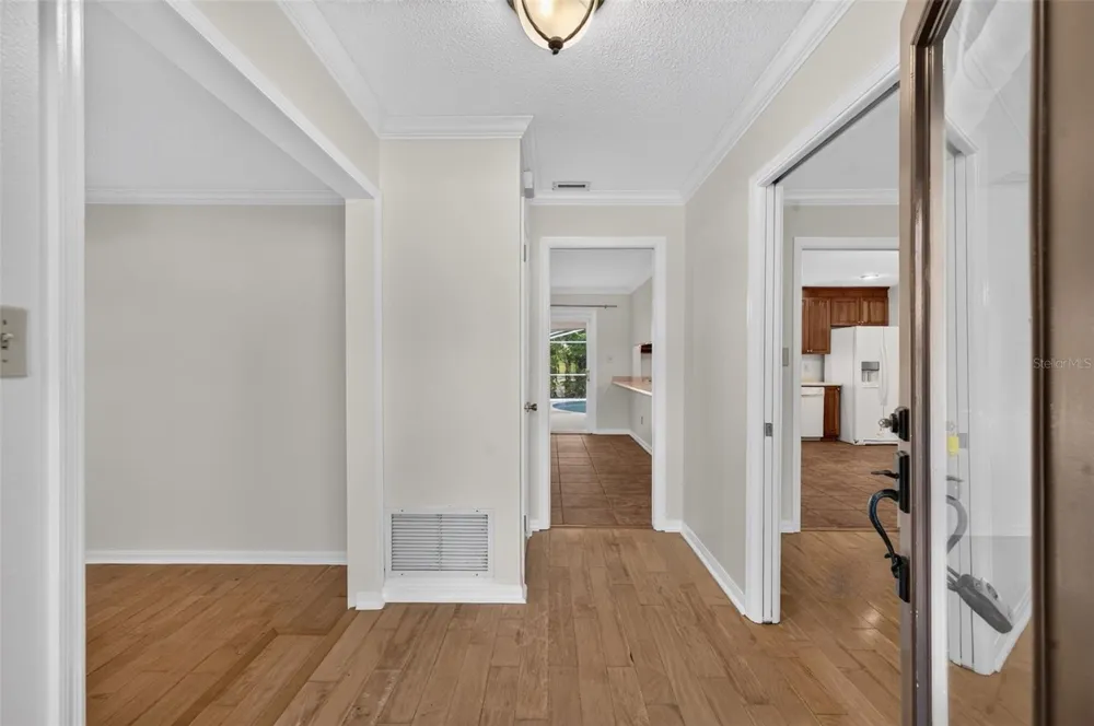 2051 DYAN WAY Maitland, FL 32751