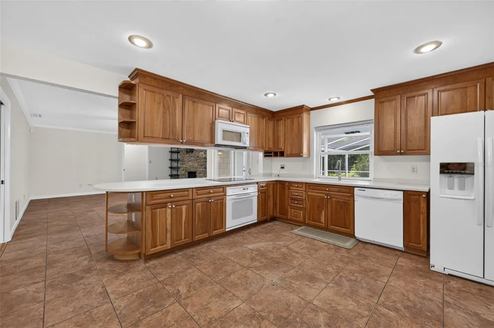 2051 DYAN WAY Maitland, FL 32751