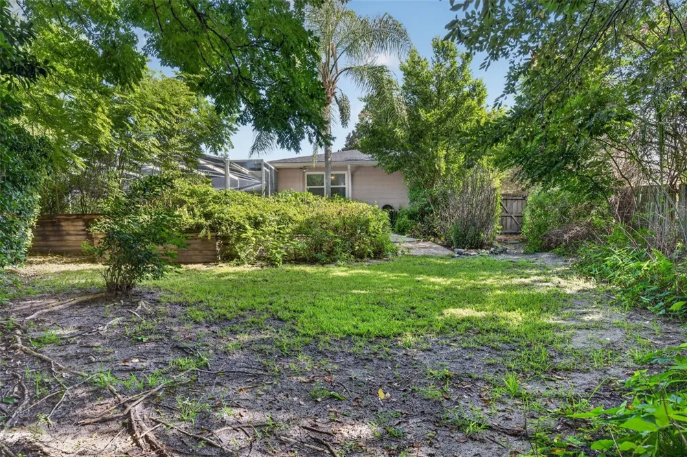 2051 DYAN WAY Maitland, FL 32751