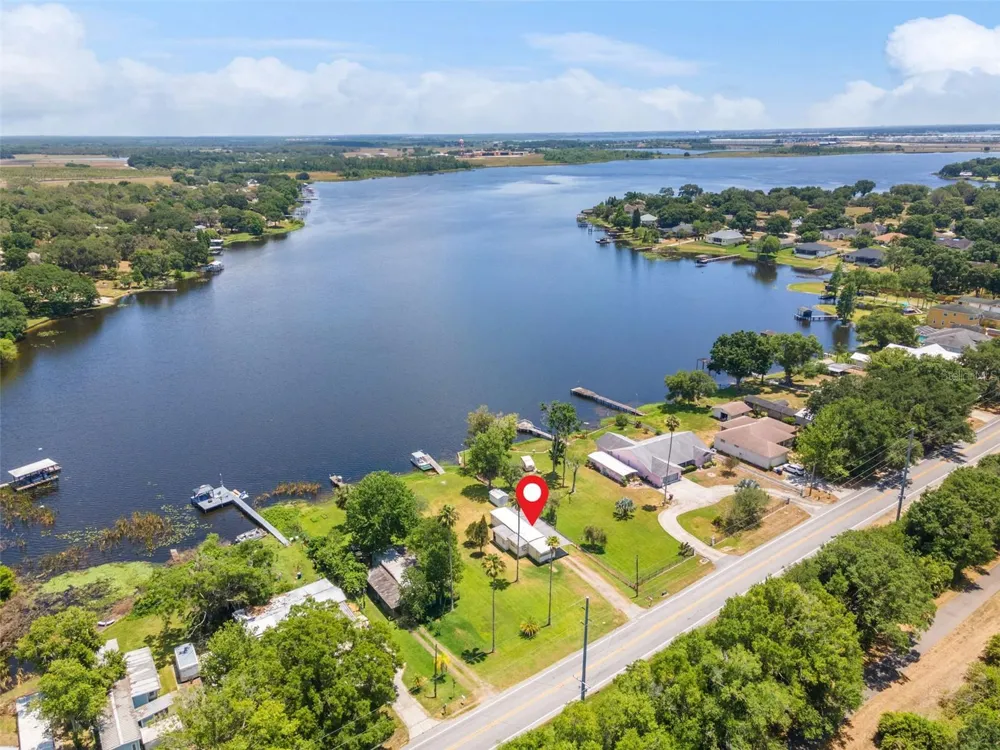 7558 BERKLEY ROAD Polk City, FL 33868