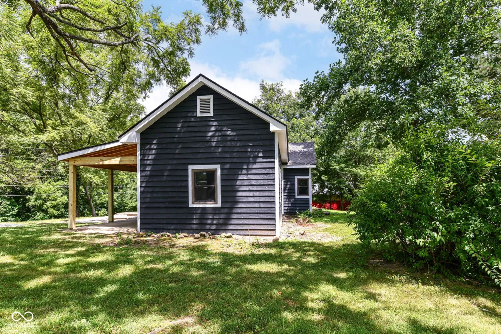 5085 Wilbur Road Martinsville, IN 46151
