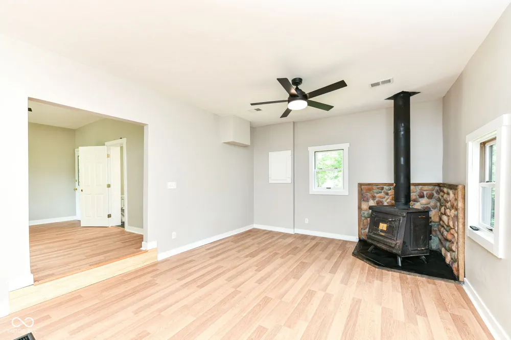5085 Wilbur Road Martinsville, IN 46151