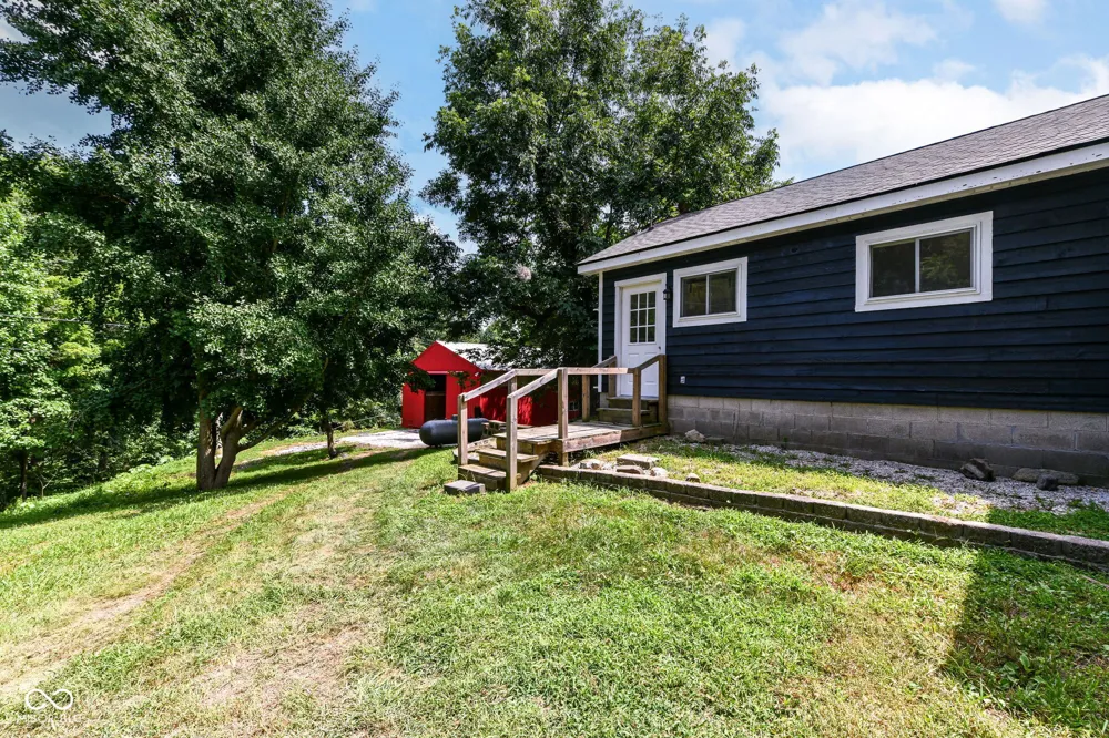 5085 Wilbur Road Martinsville, IN 46151