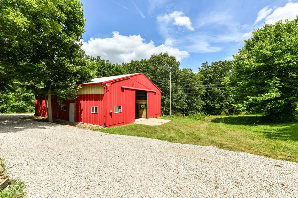 5085 Wilbur Road Martinsville, IN 46151