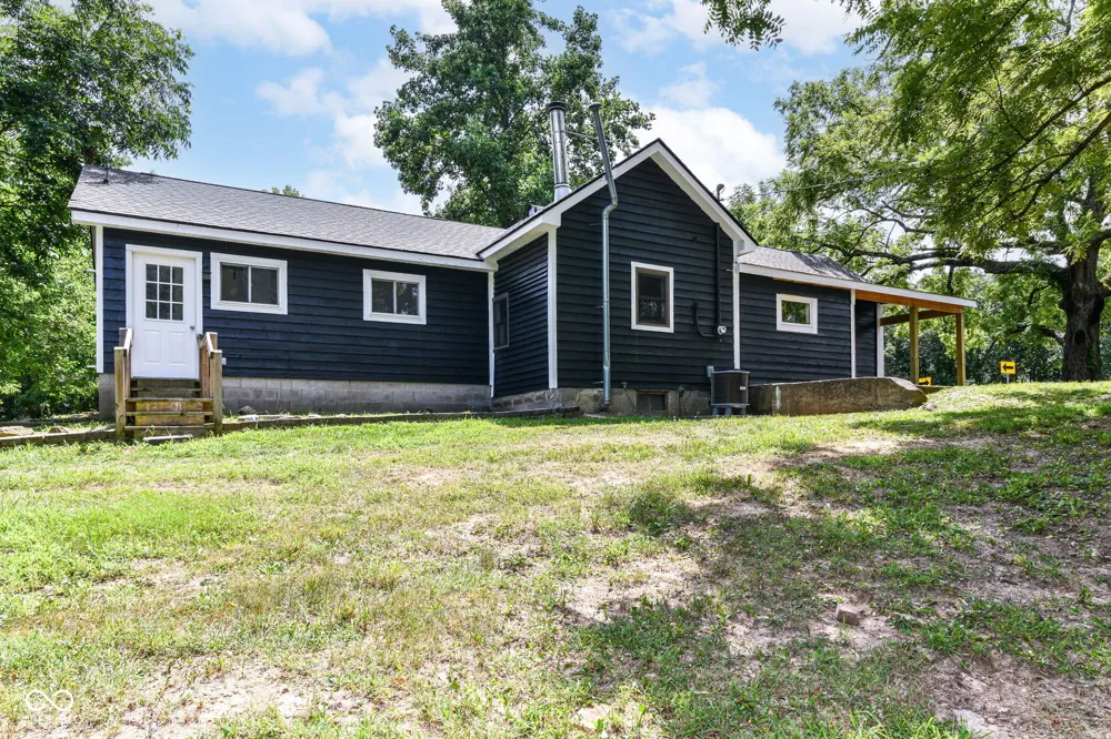 5085 Wilbur Road Martinsville, IN 46151