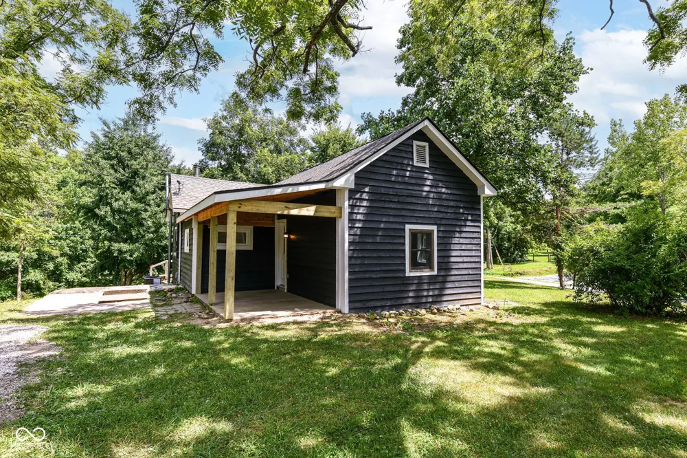 5085 Wilbur Road Martinsville, IN 46151
