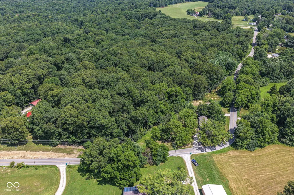 5085 Wilbur Road Martinsville, IN 46151