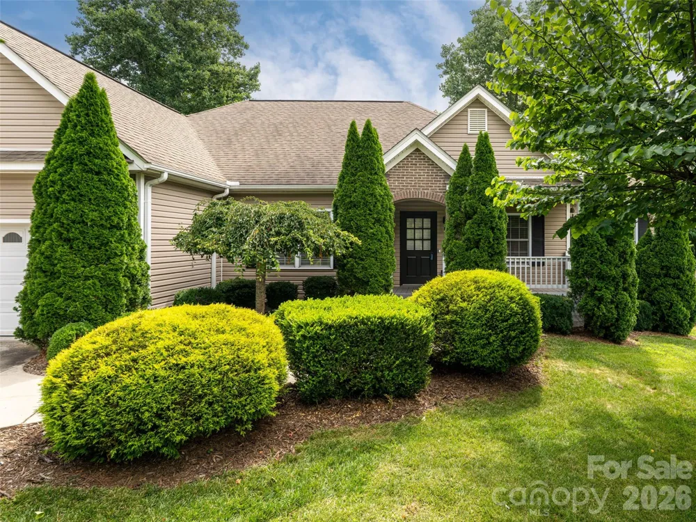 125 Craggy Street Black Mountain, NC 28711