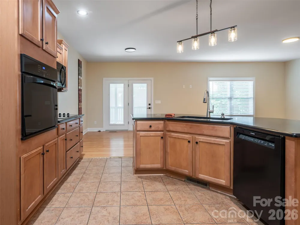 125 Craggy Street Black Mountain, NC 28711