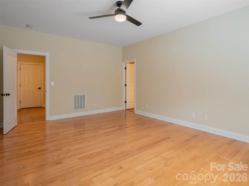 125 Craggy Street Black Mountain, NC 28711