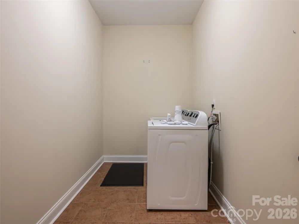 125 Craggy Street Black Mountain, NC 28711