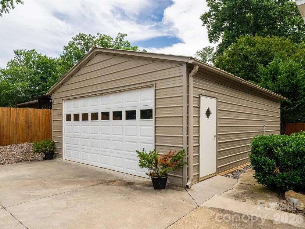 125 Craggy Street Black Mountain, NC 28711