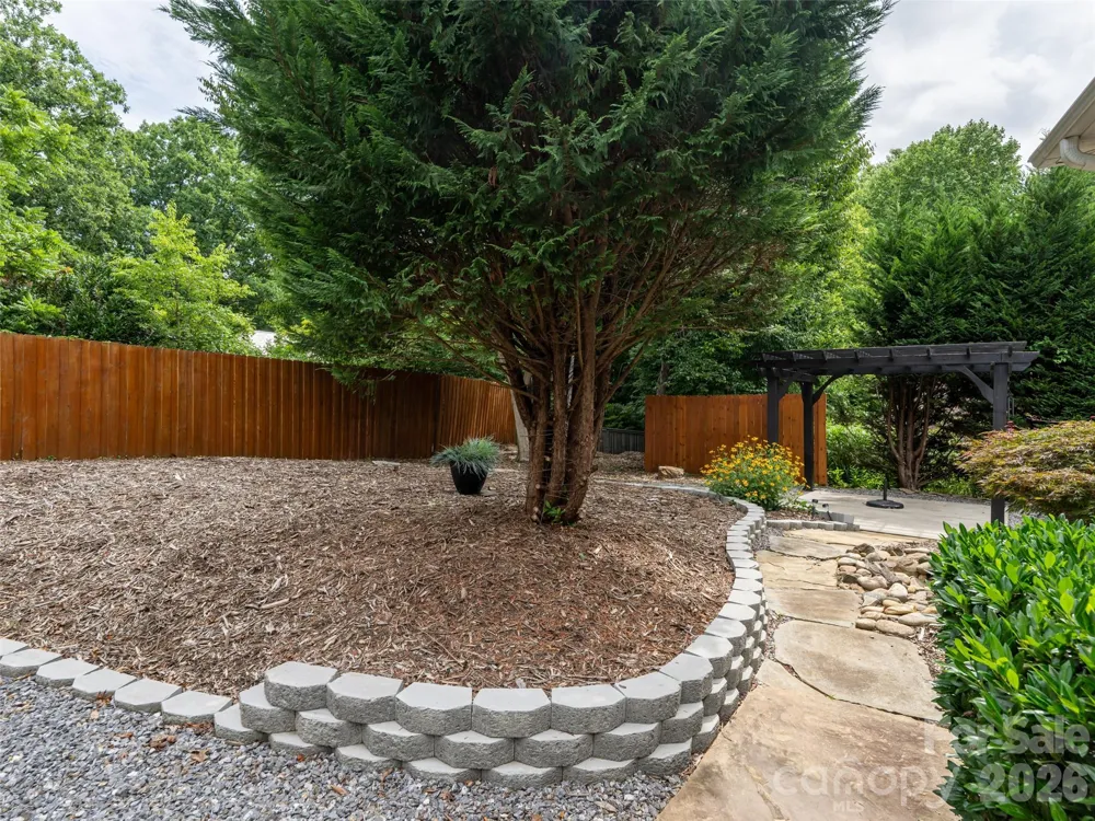 125 Craggy Street Black Mountain, NC 28711