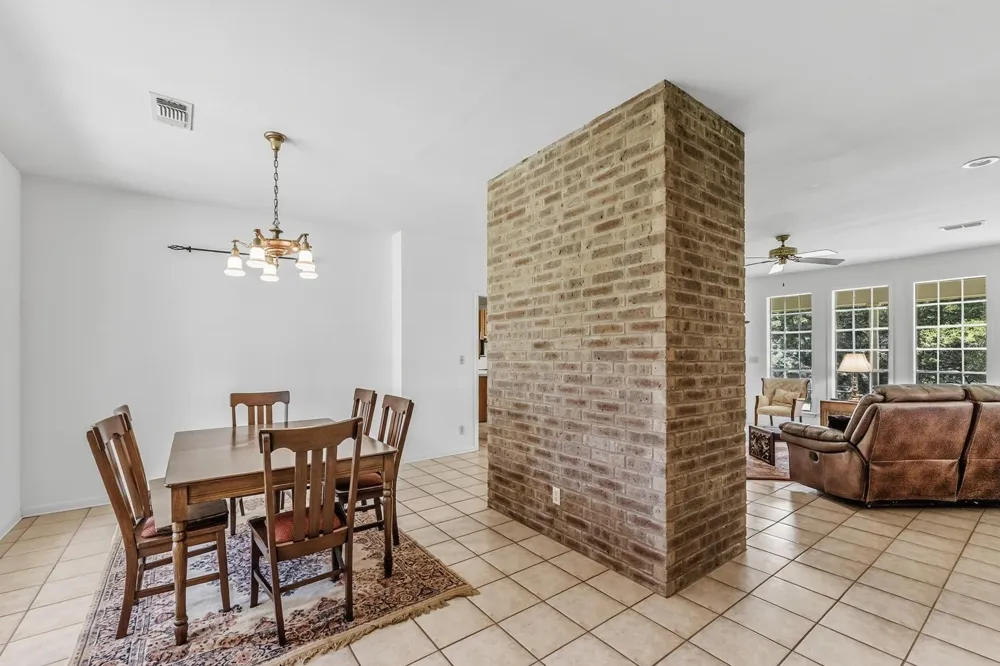 996 Cr 1835 Crockett, TX 75835