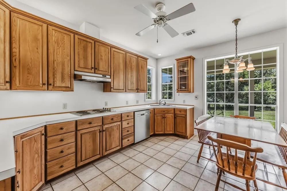 996 Cr 1835 Crockett, TX 75835