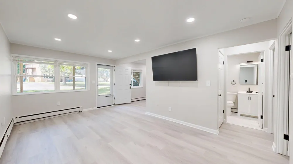 124 Allen Drive #1 Ann Arbor, MI 48103