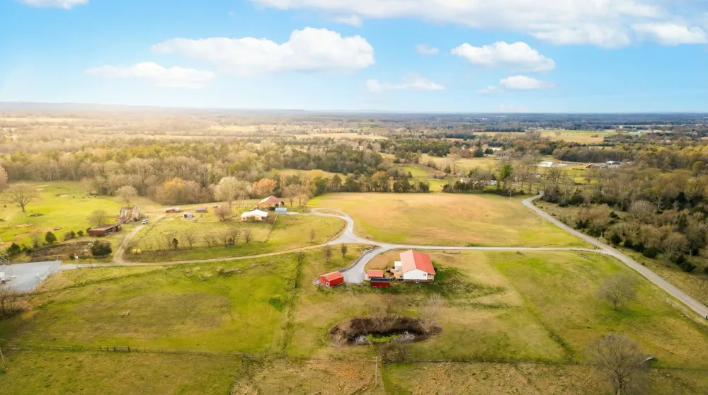 171 Uselton Rd Shelbyville, TN 37160
