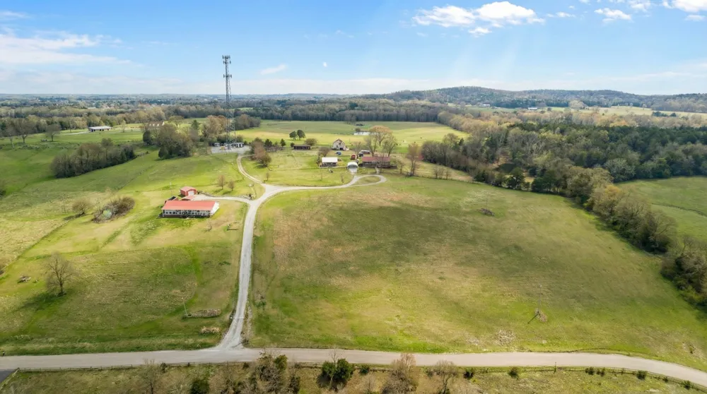 171 Uselton Rd Shelbyville, TN 37160