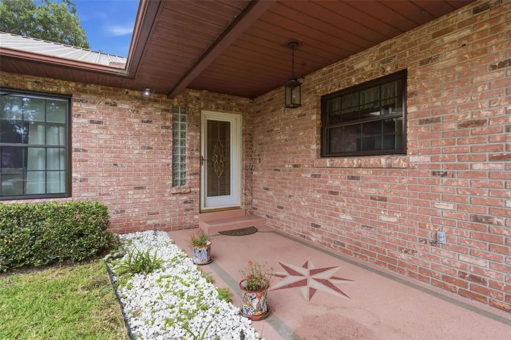 38700 LAKEVIEW DRIVE Lady Lake, FL 32159