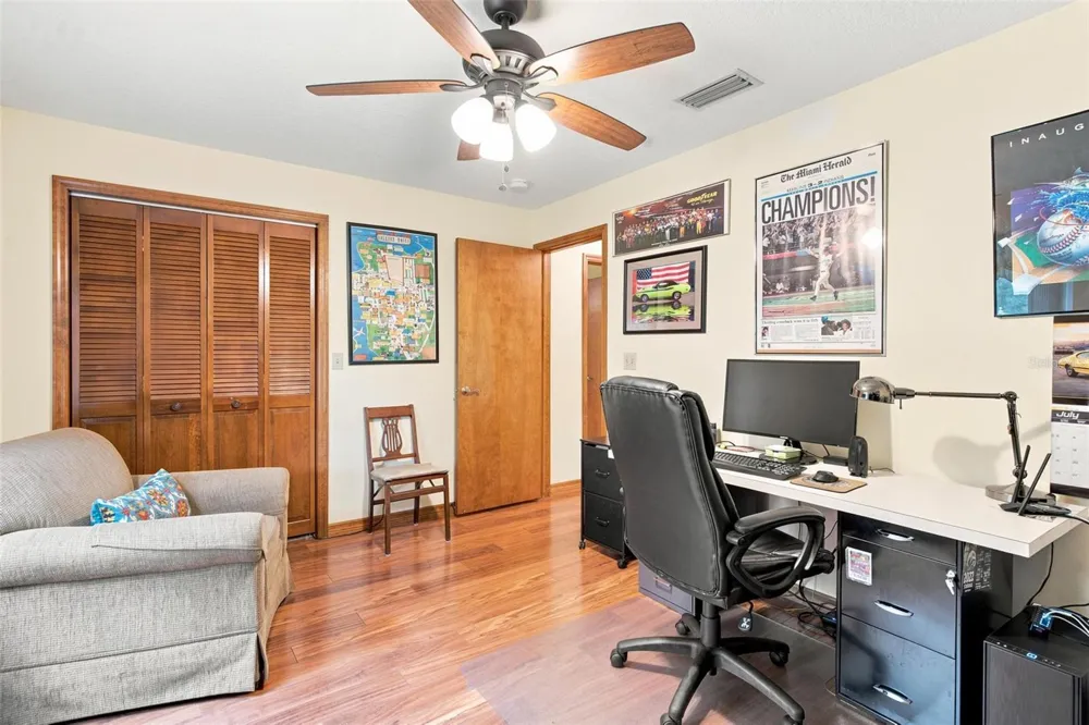 38700 LAKEVIEW DRIVE Lady Lake, FL 32159