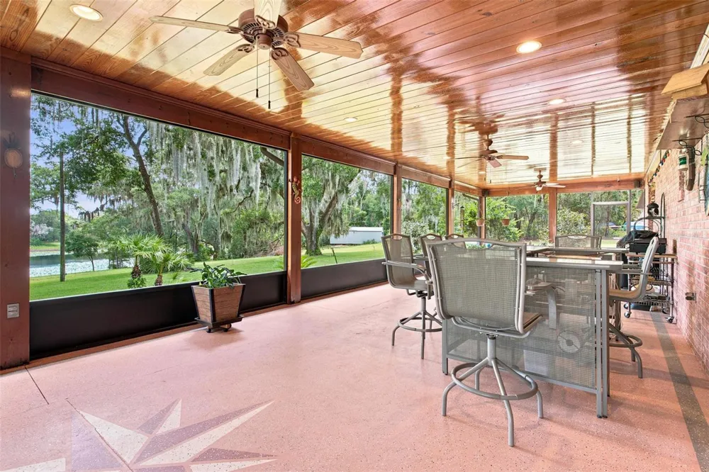 38700 LAKEVIEW DRIVE Lady Lake, FL 32159