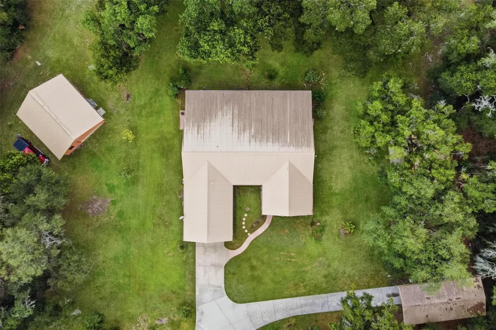 38700 LAKEVIEW DRIVE Lady Lake, FL 32159