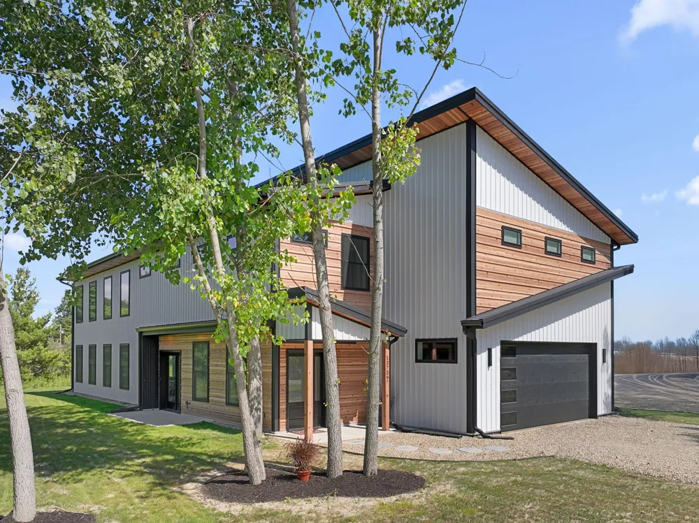 13739 Jane Way Sawyer, MI 49125