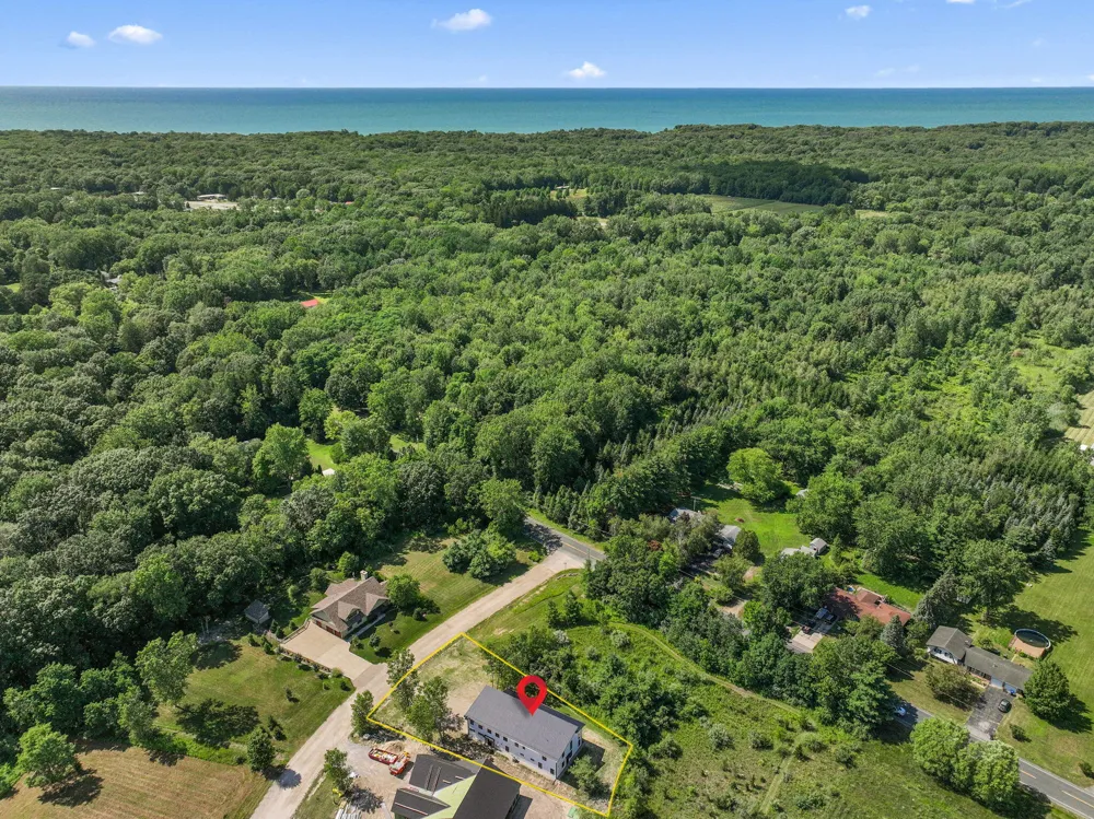 13739 Jane Way Sawyer, MI 49125