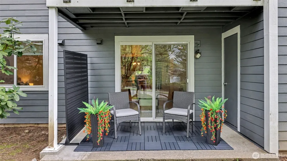 14210 NE 181st Place #M102 Woodinville, WA 98072
