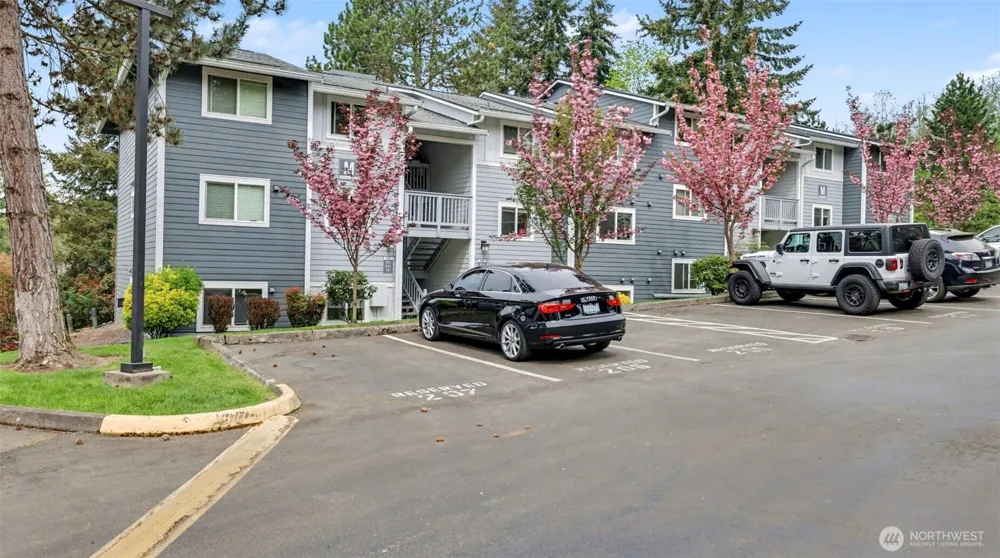 14210 NE 181st Place #M102 Woodinville, WA 98072