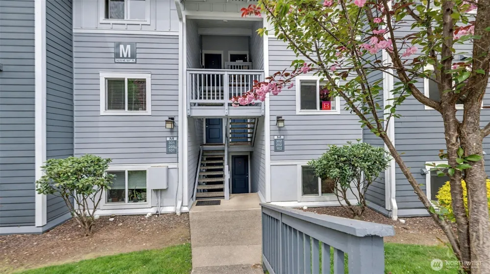 14210 NE 181st Place #M102 Woodinville, WA 98072