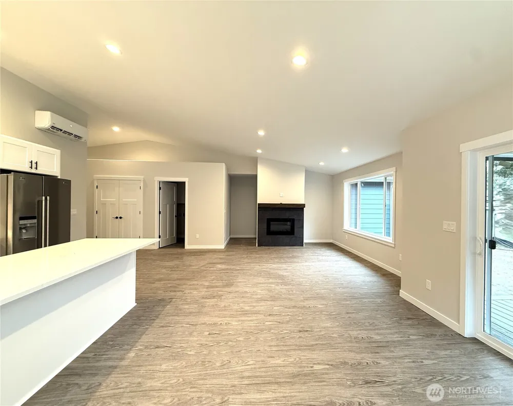 393 Sextans Avenue SW Ocean Shores, WA 98569